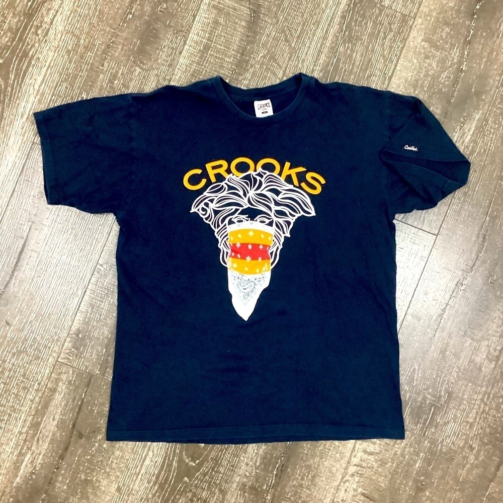 Men’s Crooks & Castles short sleeve graphic tee